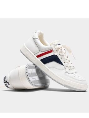 NWB Keds Men's Skyhawk Lo Lace Up Leather Fashion Sneaker Size 11.5